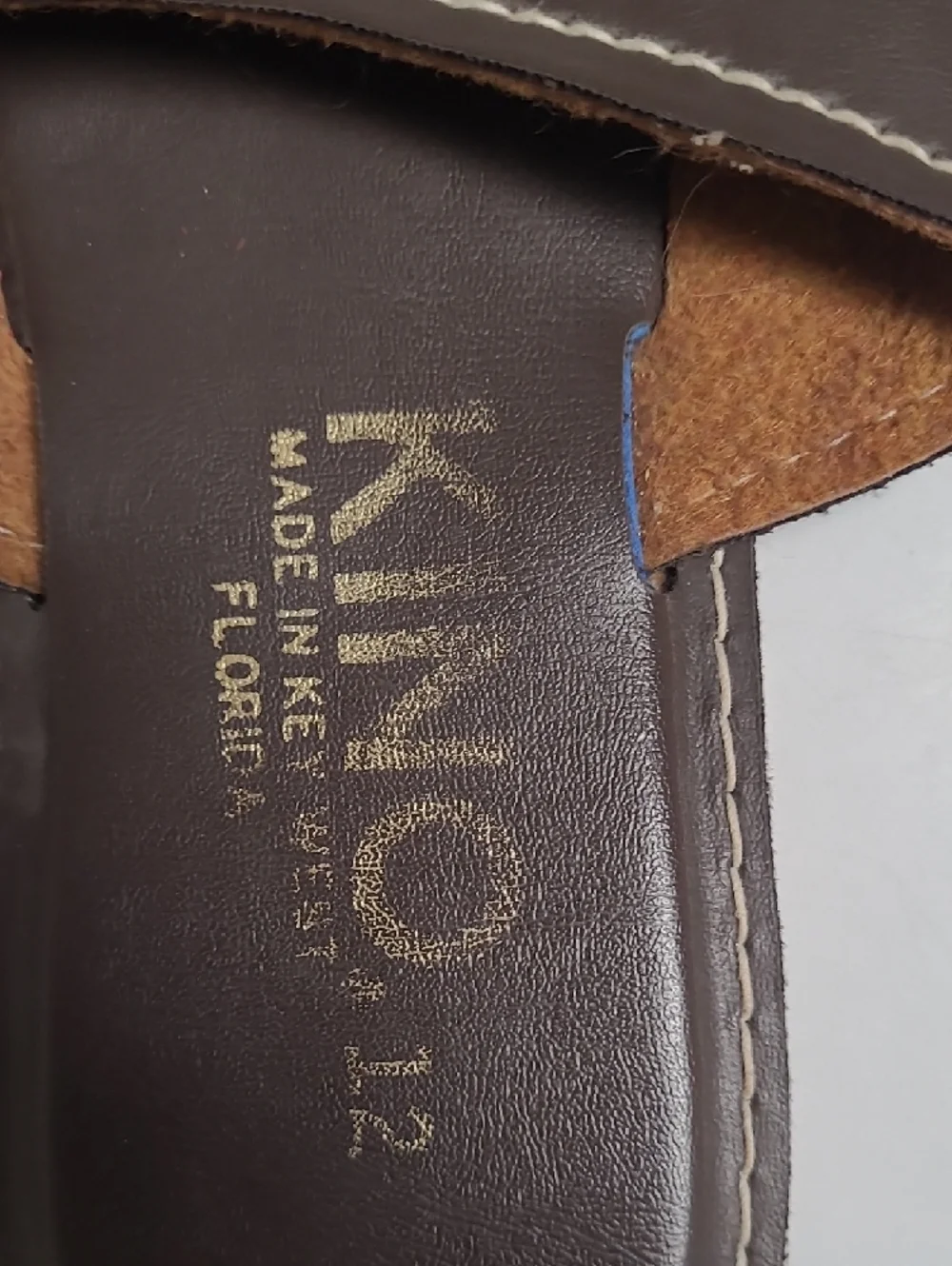 KINO Brown Leather Slide Sandals with Contrast Stitching